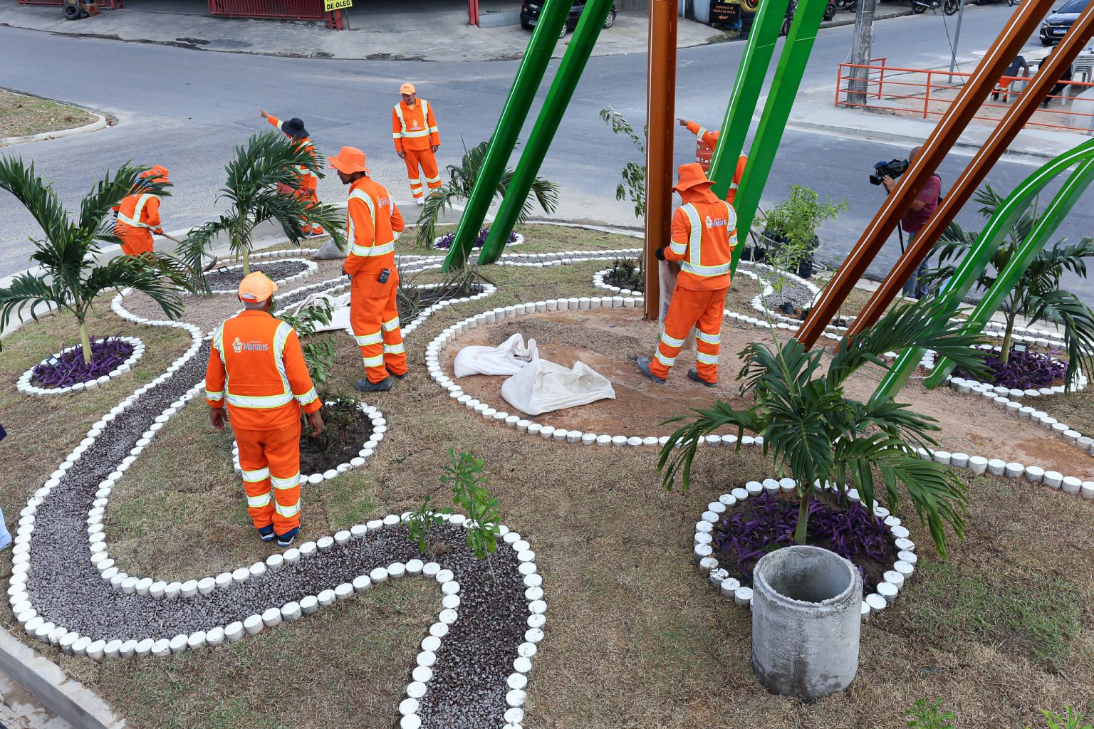 Prefeitura de Manaus conclui revitalização do igarapé do Passarinho e implanta monumento em homenagem às aves