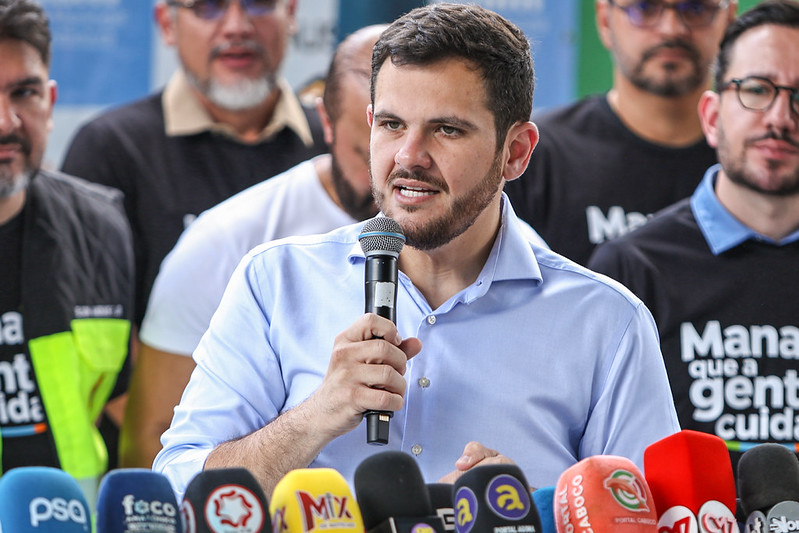 Prefeito de Manaus pede participação da população no combate ao descarte irregular de lixo e redução de alagamentos