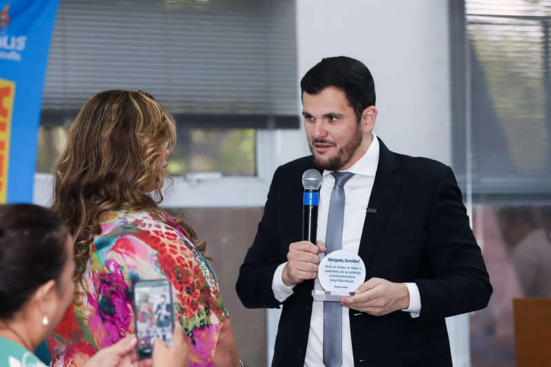 Programa Feliz Vida Nova homenageia 48 servidores aposentados em evento da Manausprev em Manaus
