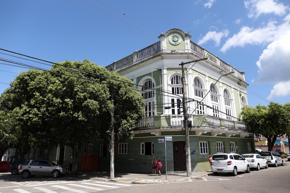 Mostra de Dança do Ventre Encantos do Oriente estreia em Manaus no Teatro Gebes Medeiros com entrada gratuita
