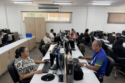 Prefeitura de Manaus antecipa pagamento de servidores e estagiários e altera calendário de depósitos para penúltimo dia útil