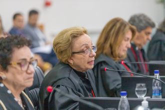 Tribunal do Amazonas mantém reativação de plano de saúde coletivo por adesão após rescisão sem notificação comprovada