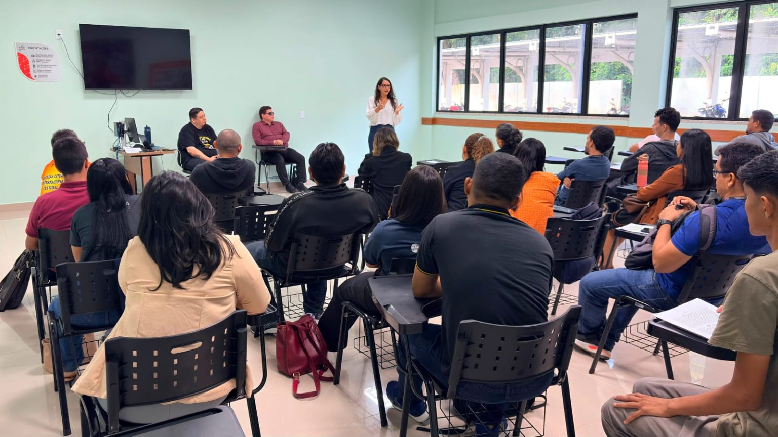 Comarca de Maués recebe curso de formação de mediadores e conciliadores para disseminar métodos consensuais de solução de conflitos