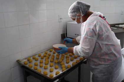 Projeto Padaria Artesanal qualifica 497 pessoas no primeiro semestre de 2026 e amplia inclusão produtiva