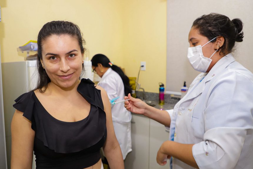 Semsa aplica vacinas e oferece saúde bucal na Feira da Cidadania em Manaus neste sábado