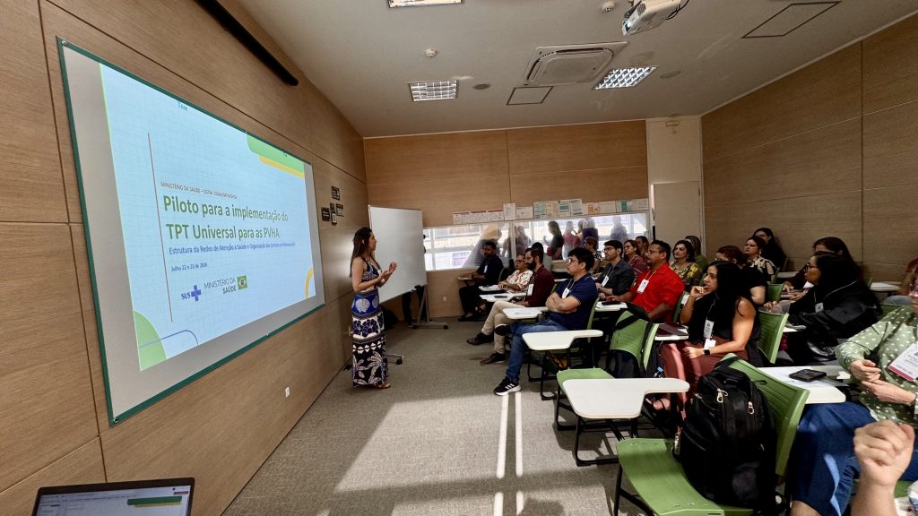 Prefeitura de Manaus realiza oficina para implementar o Tratamento Preventivo da Tuberculose em pessoas com HIV
