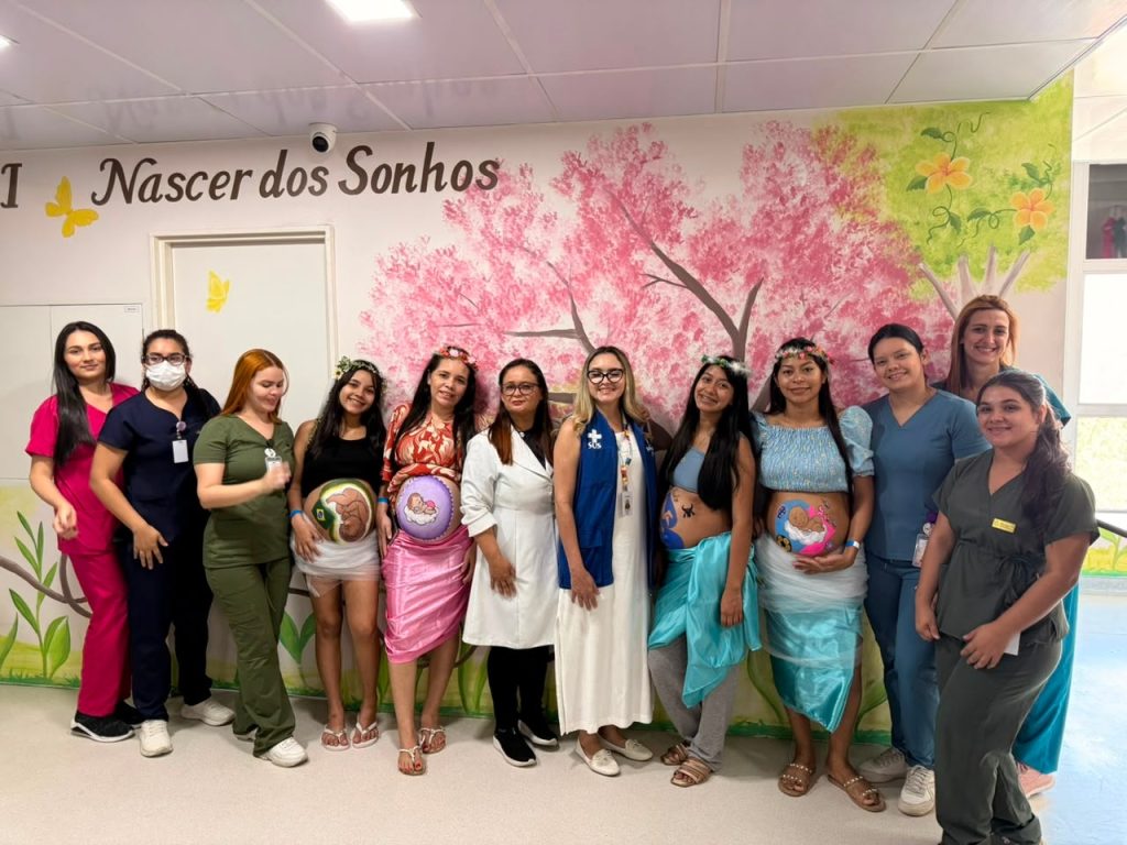 Instituto da Mulher Dona Lindu realiza encontro multiprofissional para gestantes da zona sul de Manaus e fortalece vinculacao