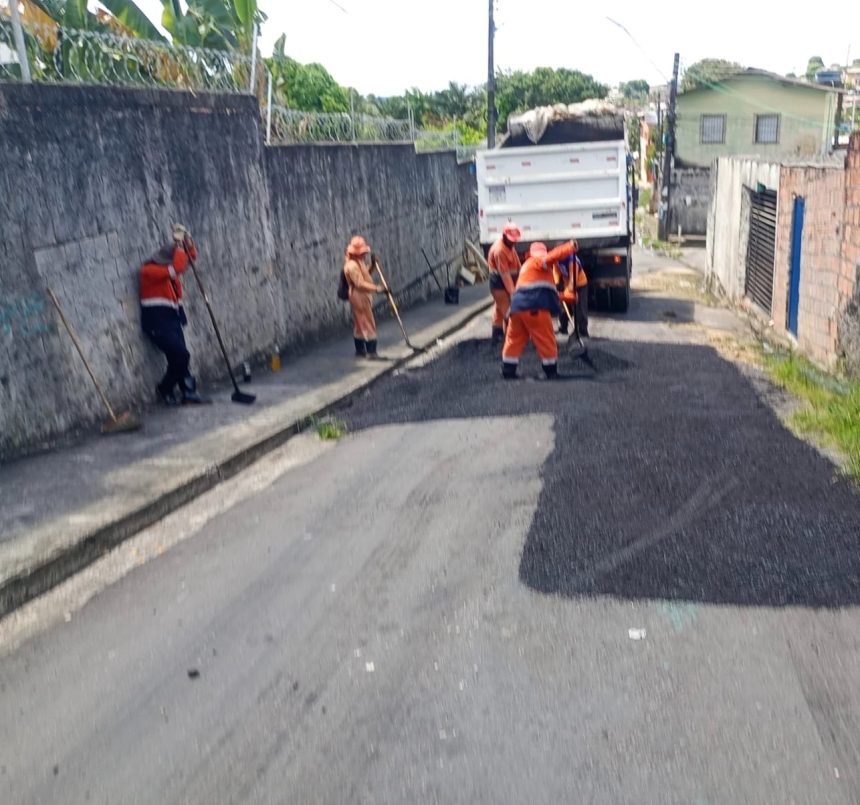 Manaus que a Gente Cuida intensifica recuperação asfáltica na rua das Missões em Colônia Terra Nova, zona Norte