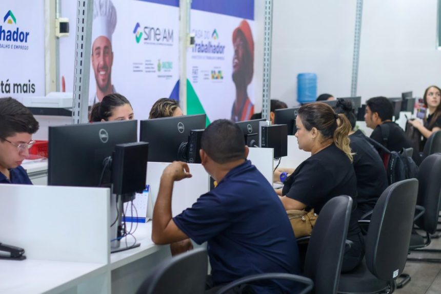 Sine Amazonas divulga 274 vagas de emprego para sexta-feira com atendimento das 8h às 14h na Casa do Trabalhador
