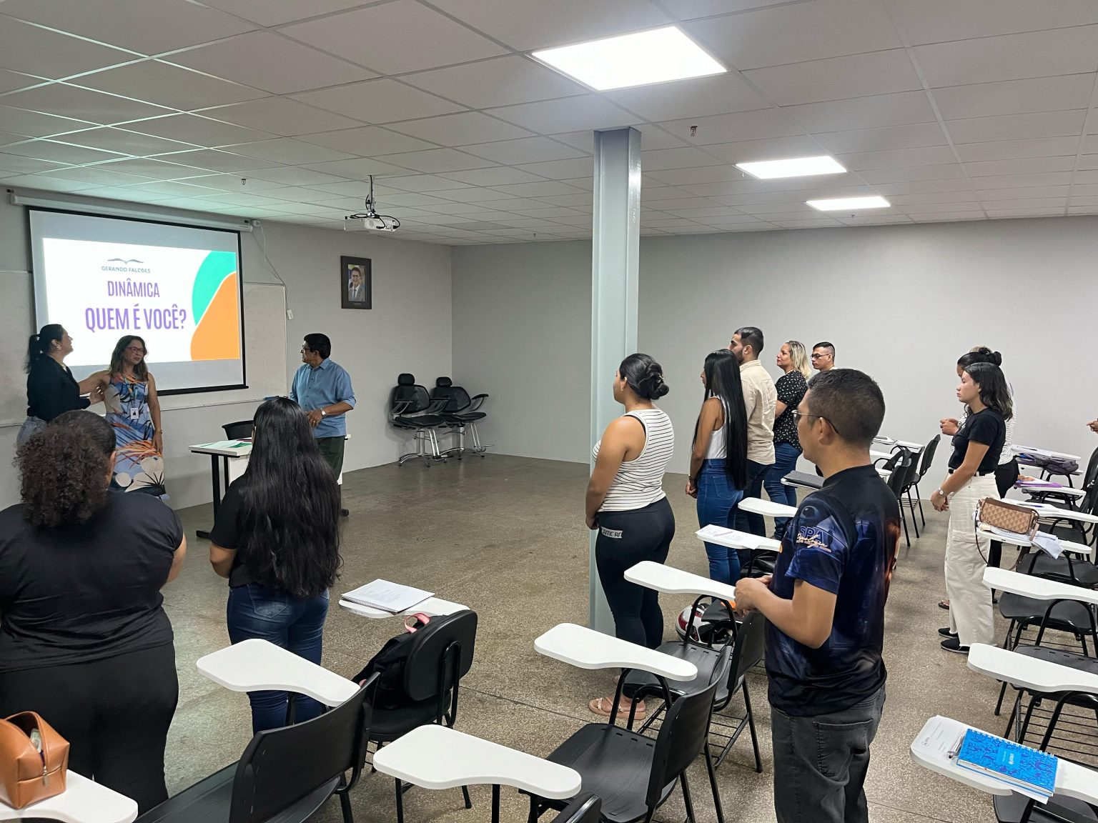 Manaus divulga selecionados para minicurso Engenharia de IA para Empresas e Negócios com 200 vagas e datas definidas