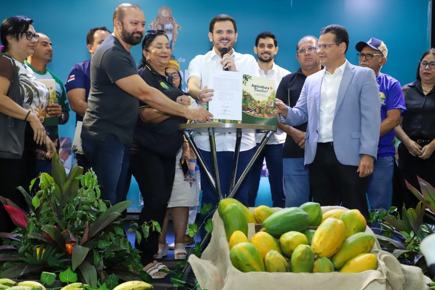 Manaus anuncia investimento de R$ 20 milhões para merenda escolar com produtos da agricultura familiar