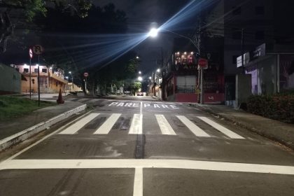 Prefeitura de Manaus intensifica revitalização da sinalização viária em várias regiões da cidade