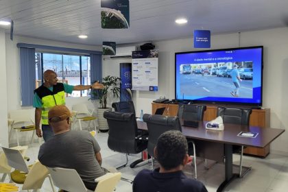 IMMU realiza Condutor Consciente e orienta 22 motoristas sobre direção defensiva em Manaus