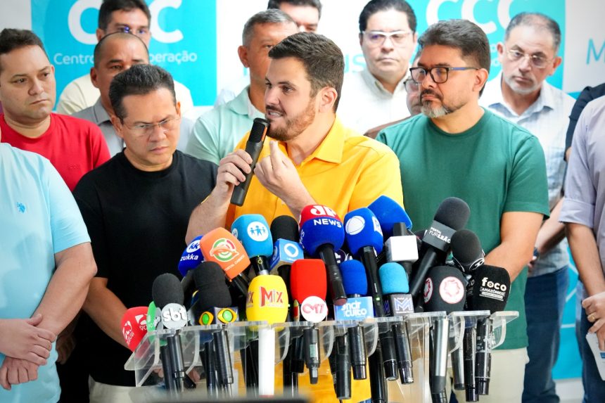 Prefeitura de Manaus diz cumprir repasses municipais e garante passe livre estudantil no transporte coletivo enquanto busca regularização estadual