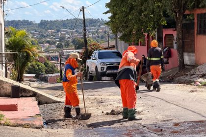 Prefeitura de Manaus intensifica recuperação asfáltica no bairro Colônia Terra Nova com programa municipal