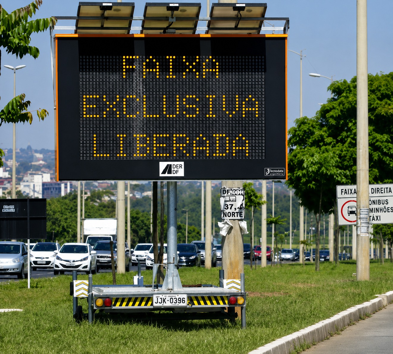 Faixa exclusiva de ônibus na Estrada Parque Núcleo Bandeirante será liberada para todos os veículos a partir de 1º até as 23h59 da sexta-feira (3)