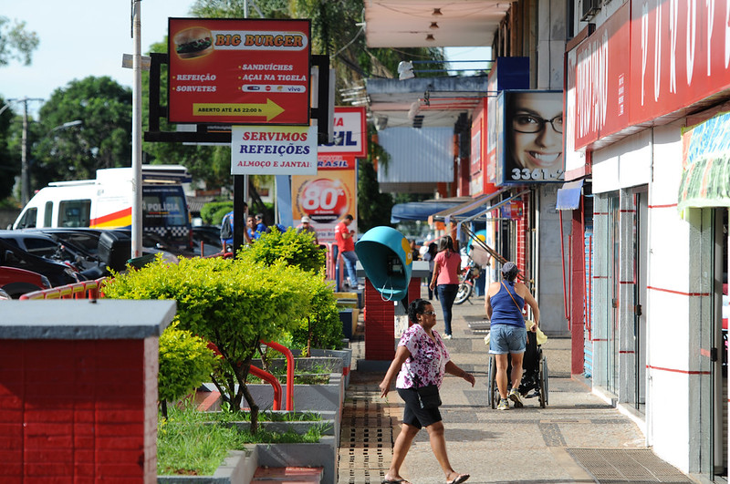 Comércio e reparação de veículos se consolida como segundo maior empregador do Distrito Federal entre 2011 e 2024