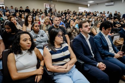 Governo do Distrito Federal entrega primeira Medalha Mérito Protagonista da Juventude em cerimônia no DER-DF