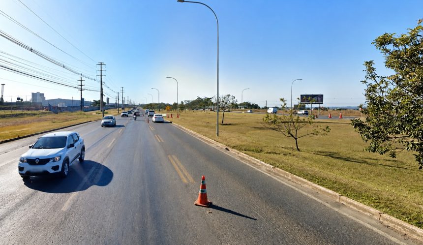 Faixa reversa da DF-001 entre Pistão Sul e viaduto de Samambaia é encerrada no período vespertino