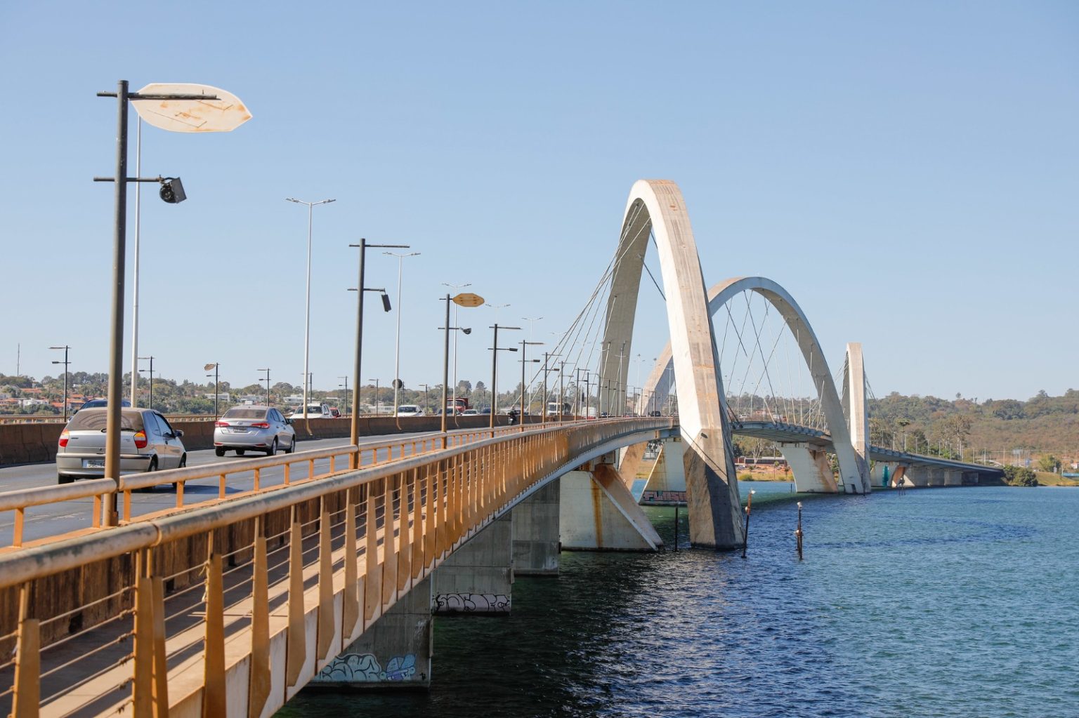 Via que liga DF-004 à ponte Juscelino Kubitschek é classificada como arterial e terá limite de 60 km/h