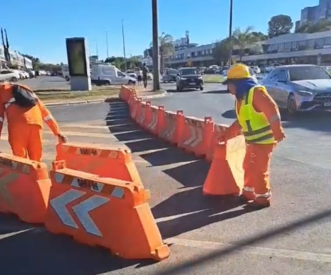 Remanejamento da adutora permite liberação do acesso ao Sudoeste pela 4ª Avenida na sexta-feira (17)