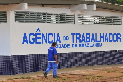 Agências do Trabalhador do Distrito Federal oferecem 792 vagas e cadastro pela Carteira de Trabalho Digital