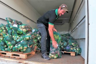 Cesta Verde é entregue a beneficiários do Cartão Prato Cheio no Distrito Federal e pode ser consultada pelo aplicativo