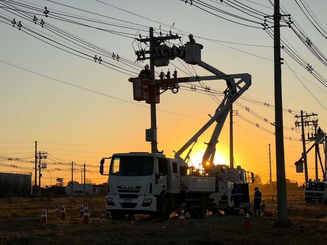 Interrupção de energia atinge Lago Sul, Planaltina e Plano Piloto com cronograma de desligamentos programados