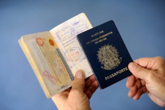 Comissão da Câmara realiza audiência sobre o direito de migrar e proteção de brasileiros no exterior