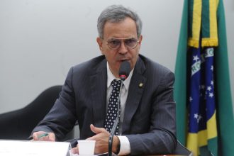 Câmara analisa projeto que institui preço mínimo para o cacau e cria fundo de estabilização para a cacauicultura