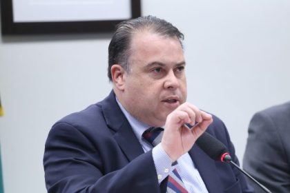 CCJ aprova criação do Programa 60digital para inclusão digital da terceira idade em todo o país