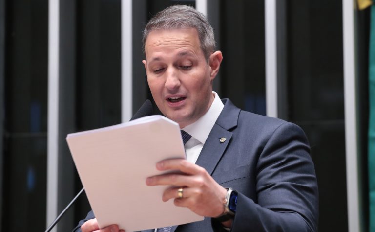 Projeto inclui crimes de milícias e organizações criminosas como crime hediondo e endurece penas