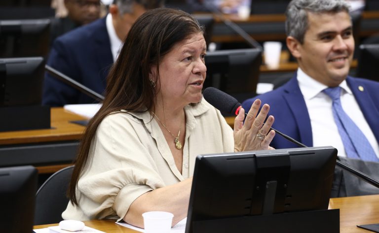 CCJ aprova atualização vacinal em todas as oportunidades de contato no sistema público de saúde