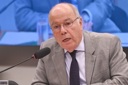 Câmara convoca Mauro Vieira para explicar posição do Brasil sobre classificação de facções como terroristas pelos Estados Unidos