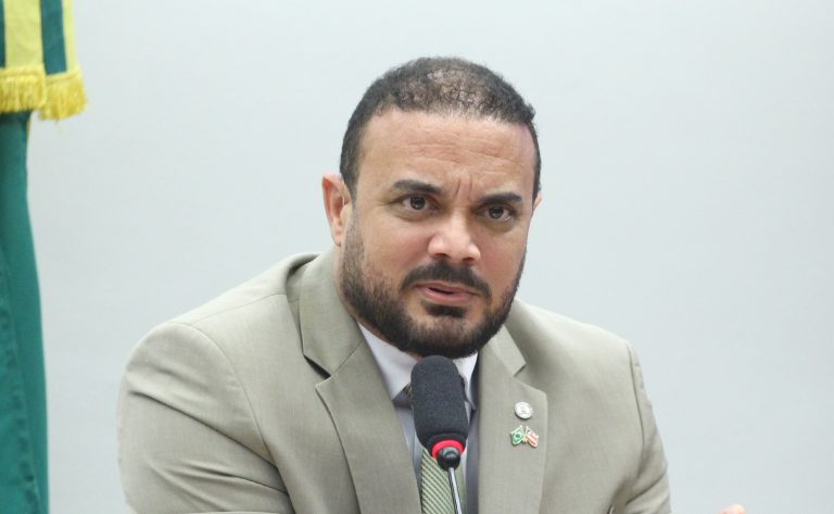 Câmara aprova cadastro nacional para condenados por estelionato e crimes financeiros com restrições ao sistema financeiro