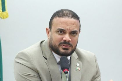 Comissão aprova isenção do Imposto de Renda para profissionais de segurança pública em substitutivo do relator