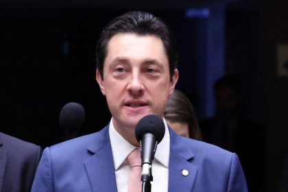 Projeto de Lei institui Programa Nacional de Solidariedade Veterinária para doação e distribuição de medicamentos e rações a famílias de baixa renda