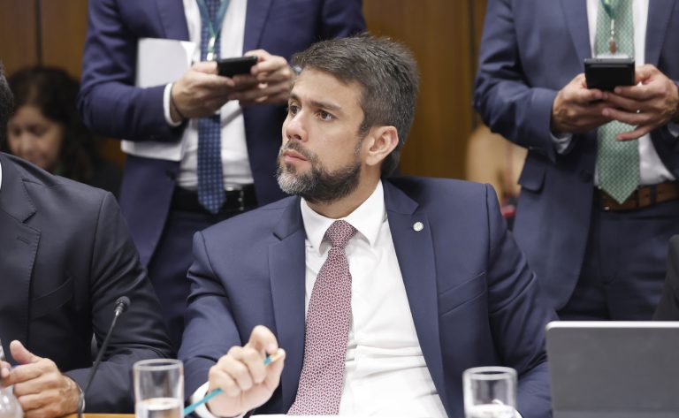 Projeto autoriza fundos constitucionais e FDNE a oferecer garantias para projetos de infraestrutura econômica