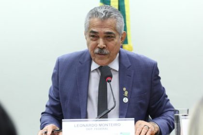 Câmara aprova criação da Bolsa de Apoio à Qualificação e Permanência para beneficiários do Bolsa Família