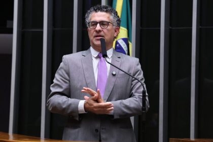 Projeto propõe remarcação de passagens sem taxas para viagens dentro do Brasil e reembolso integral