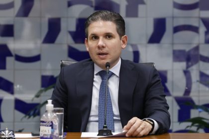 Hugo Motta cria quatro comissões especiais na Câmara para analisar propostas em tramitação no Congresso