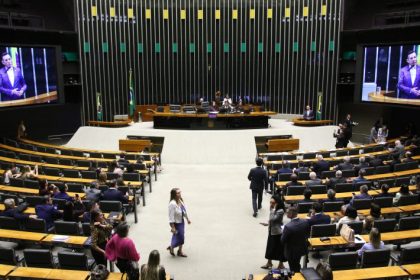 Representantes de micro e pequenas empresas pedem atualização do Simples Nacional e criticam projeto que apenas eleva teto do MEI até 2028