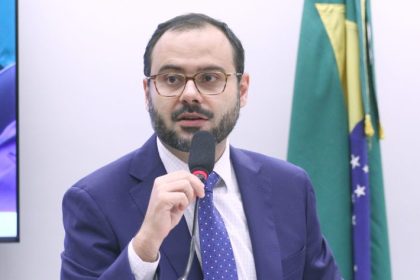 Governo propõe aumento do limite de faturamento do MEI para R$ 140 mil até 2028 e anuncia medidas de apoio