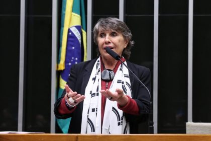 Comissão de Cultura aprova meia-entrada para pais e responsáveis de pessoas com deficiência inscritas no CadÚnico com limite de renda