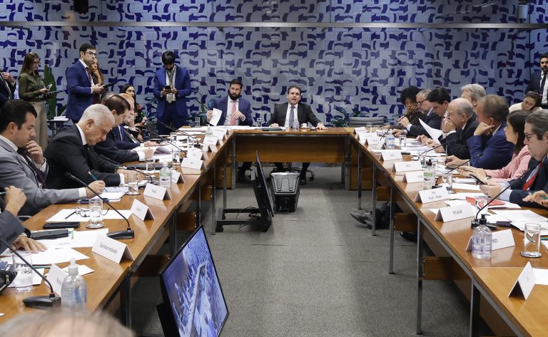 Colégio de Líderes da Câmara decide que não há consenso para votar PL que criminaliza a misoginia