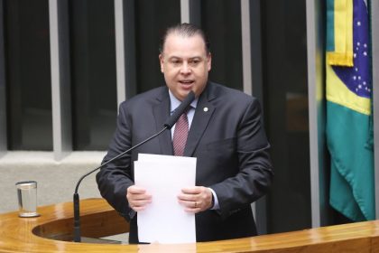 Projeto de lei prevê acréscimo de 10% na Bolsa-Atleta para quem comprovar matrícula e frequência escolar