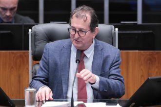 Redução do desmatamento na Amazônia registra menor índice em uma década e é destacada por parlamentares e autoridades