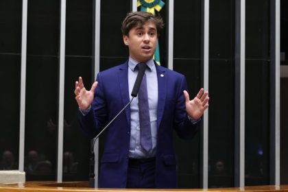 Projeto de Lei exige simuladores de primeiros socorros que reproduzam anatomia masculina e feminina na administração federal