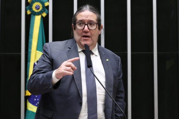 Comissão de Educação aprova projeto que prioriza diagnóstico precoce do autismo na educação especial