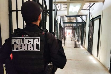 Lei Complementar 233/26 autoriza uso de recursos do Fundo Penitenciário Nacional para capacitação de profissionais do sistema prisional
